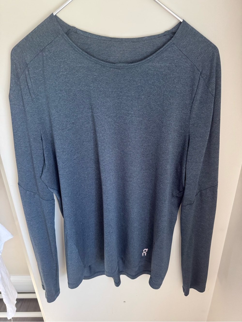 On Running Womens Long Sleeve Shirt Size Large